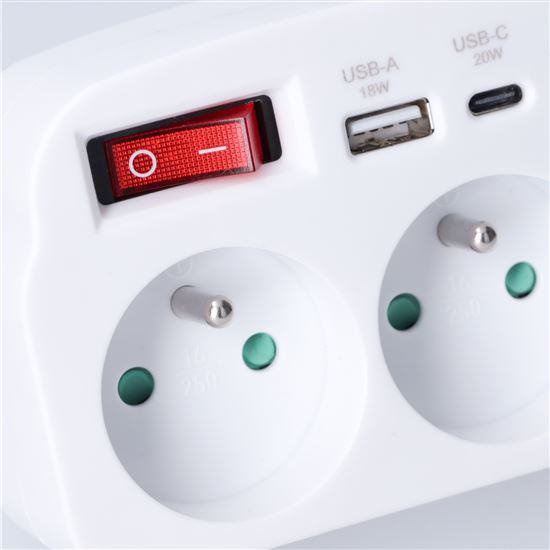 Solight rozbočka 2 x 16A, USB A+C rychlonabíječka 20W PD, bílá, vypínač