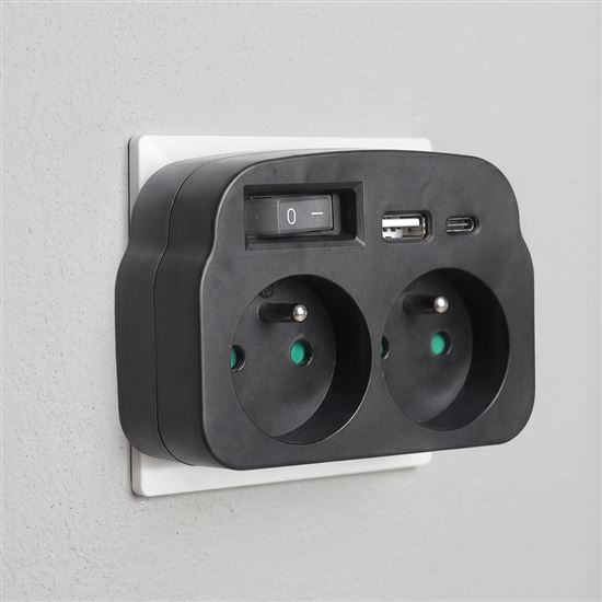 Solight rozbočka 2 x 16A, USB A+C rychlonabíječka 20W PD, černá, vypínač